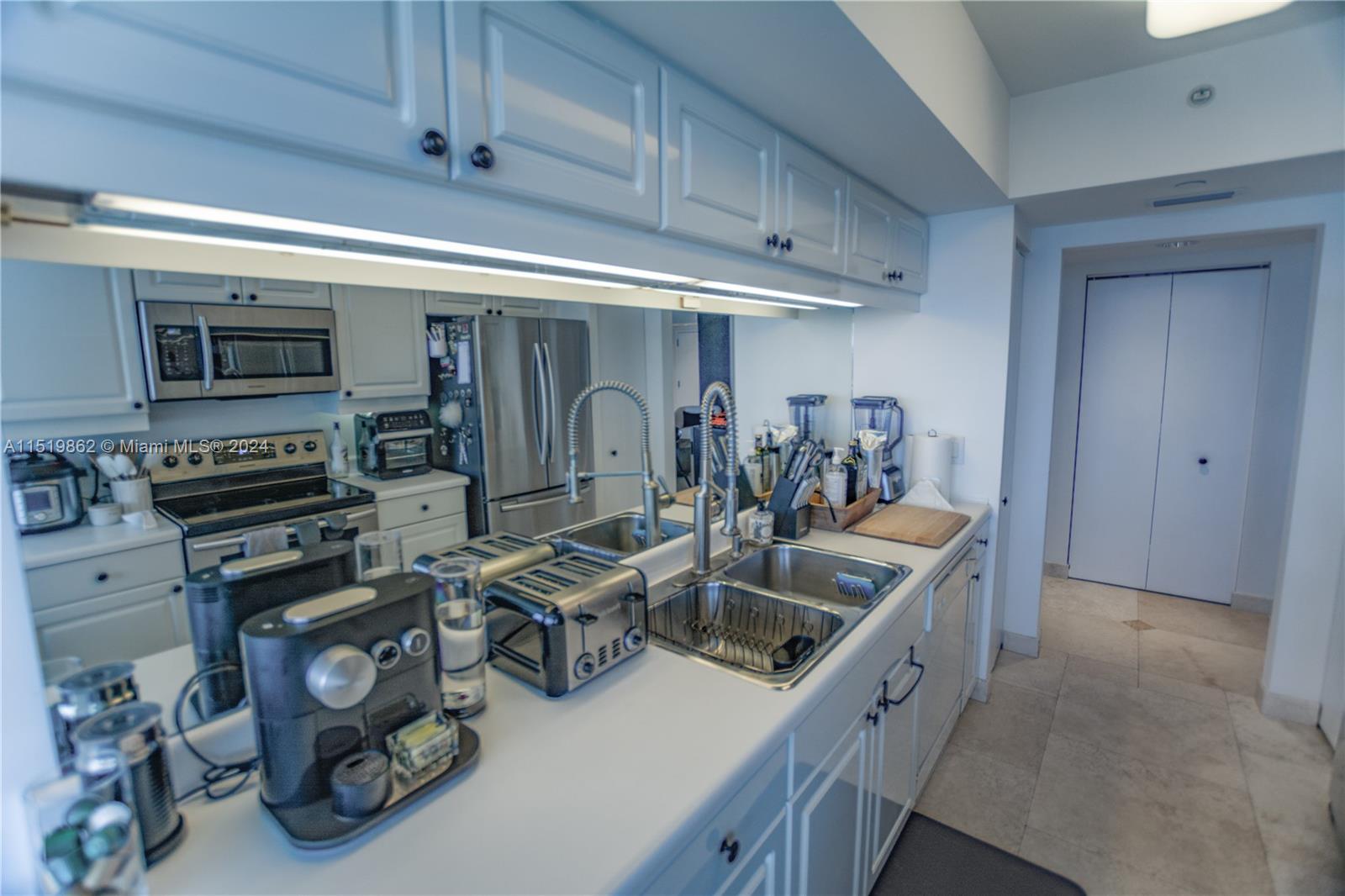 21205 Yacht Club Dr 3001, Aventura, FL 33180, 3 Bedrooms Bedrooms, ,2 BathroomsBathrooms,Residential,For Sale,Yacht Club Dr,A11519862