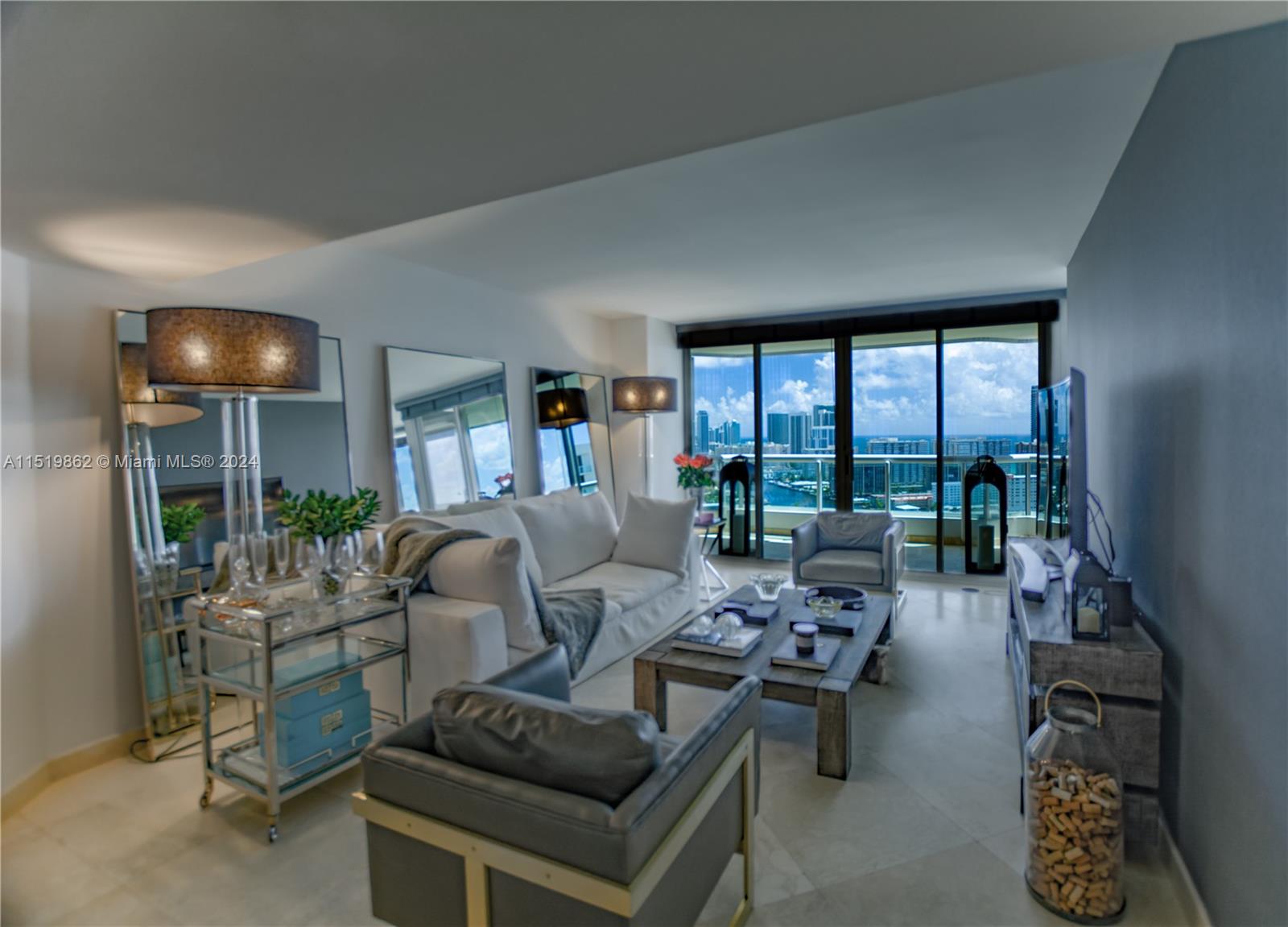 21205 Yacht Club Dr 3001, Aventura, FL 33180, 3 Bedrooms Bedrooms, ,2 BathroomsBathrooms,Residential,For Sale,Yacht Club Dr,A11519862