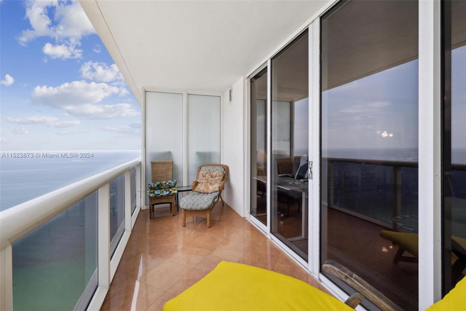 1830 S Ocean Dr 4712, Hallandale Beach, Florida 33009, 1 Bedroom Bedrooms, ,1 BathroomBathrooms,Residentiallease,For Rent,1830 S Ocean Dr 4712,A11523873