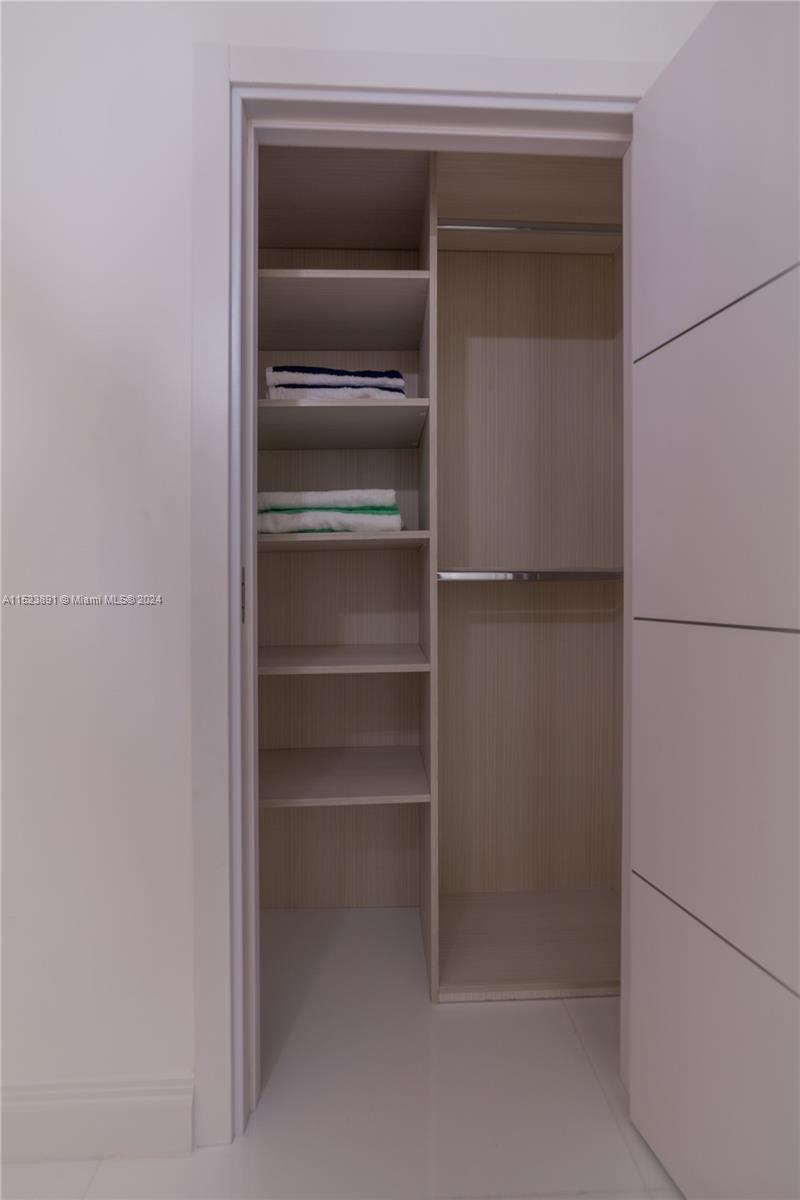 1830 S Ocean Dr 2601, Hallandale Beach, Florida 33009, 3 Bedrooms Bedrooms, ,3 BathroomsBathrooms,Residentiallease,For Rent,1830 S Ocean Dr 2601,A11523891