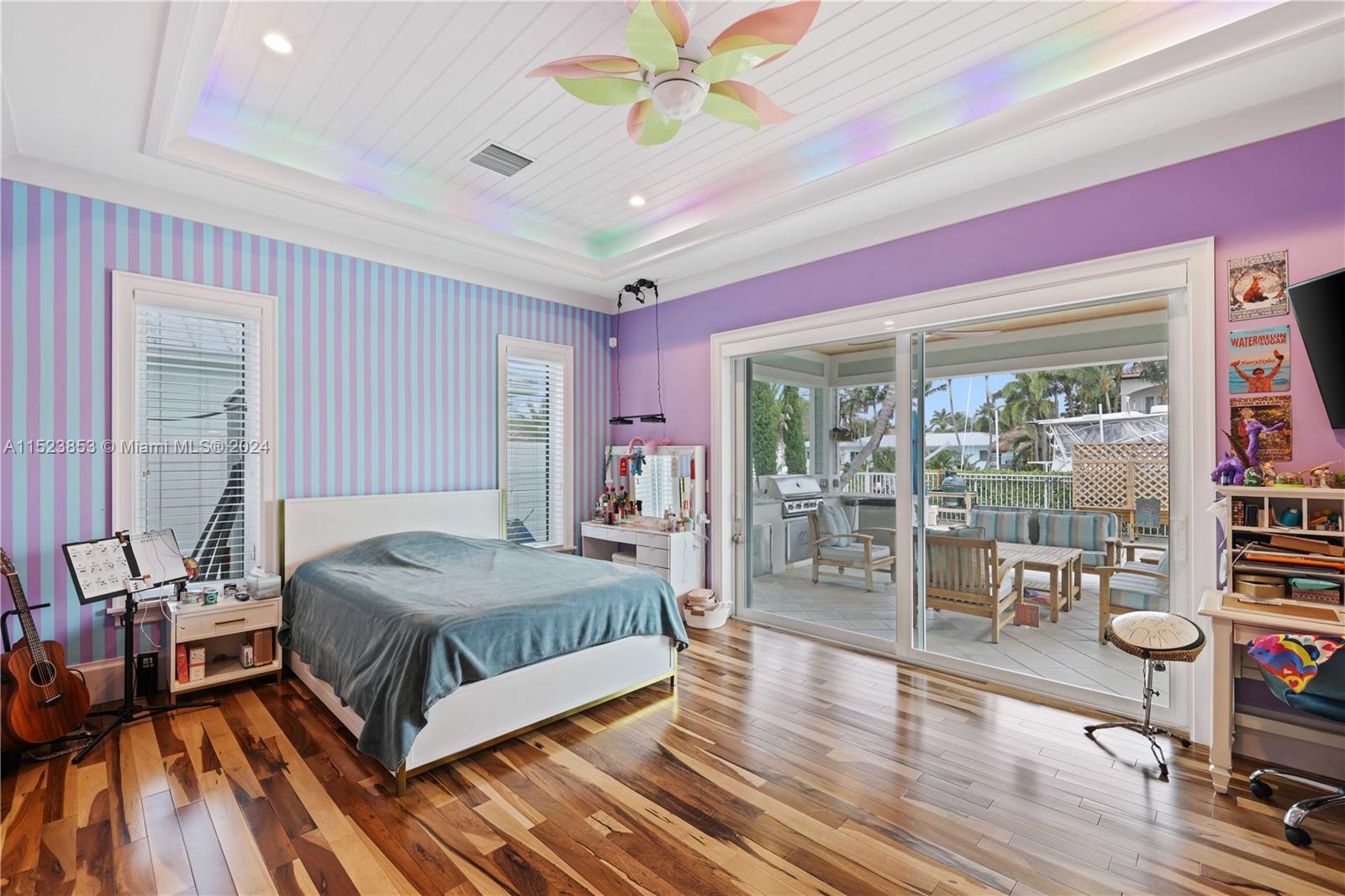 2333 24th St, Lighthouse Point, FL, 33064 United States, 3 Bedrooms Bedrooms, ,4 BathroomsBathrooms,Residential,For Sale,24th St,A11523853