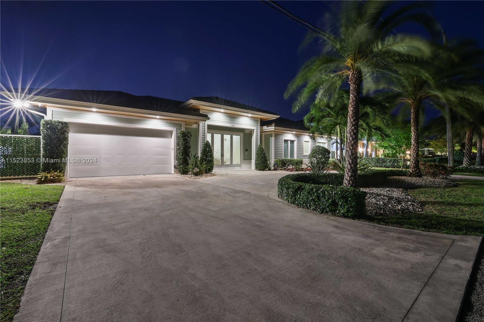 2333 24th St, Lighthouse Point, FL, 33064 United States, 3 Bedrooms Bedrooms, ,4 BathroomsBathrooms,Residential,For Sale,24th St,A11523853