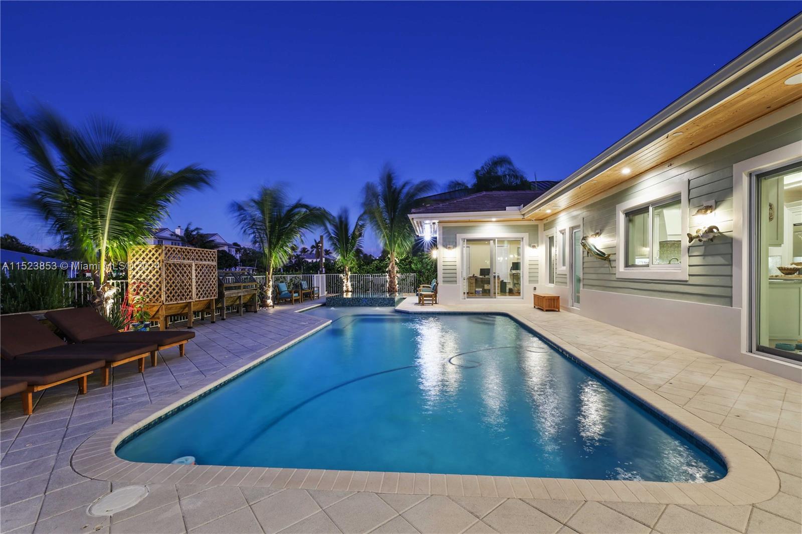 2333 24th St, Lighthouse Point, FL, 33064 United States, 3 Bedrooms Bedrooms, ,4 BathroomsBathrooms,Residential,For Sale,24th St,A11523853