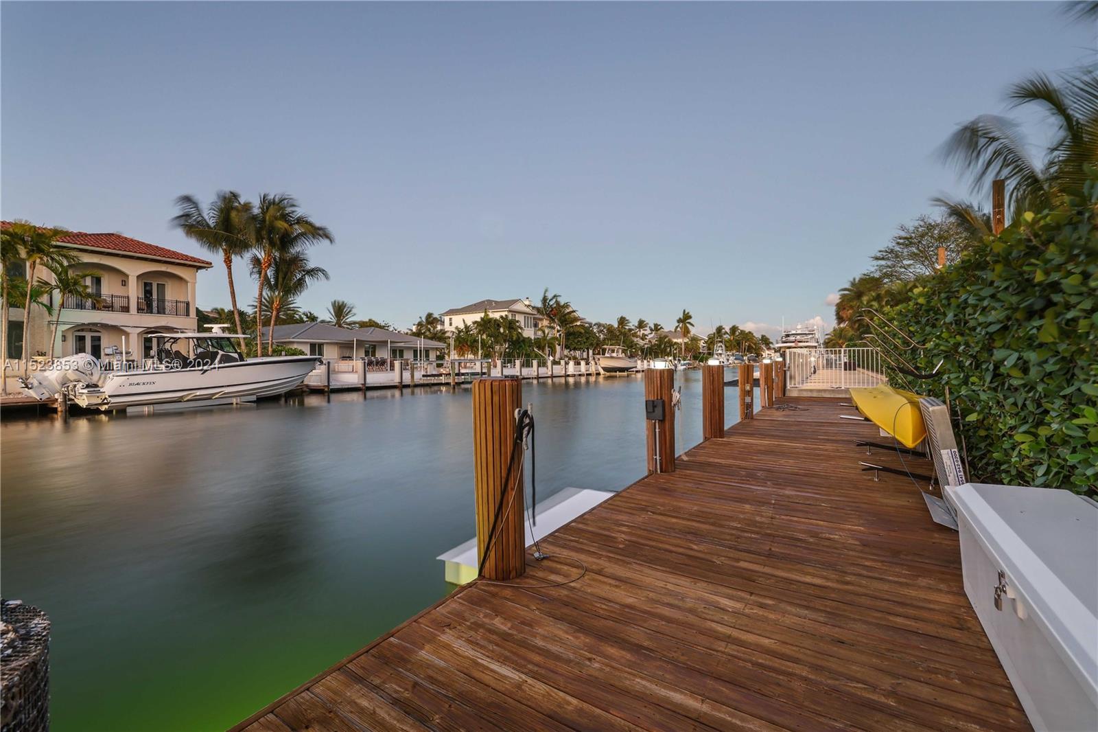 2333 24th St, Lighthouse Point, FL, 33064 United States, 3 Bedrooms Bedrooms, ,4 BathroomsBathrooms,Residential,For Sale,24th St,A11523853