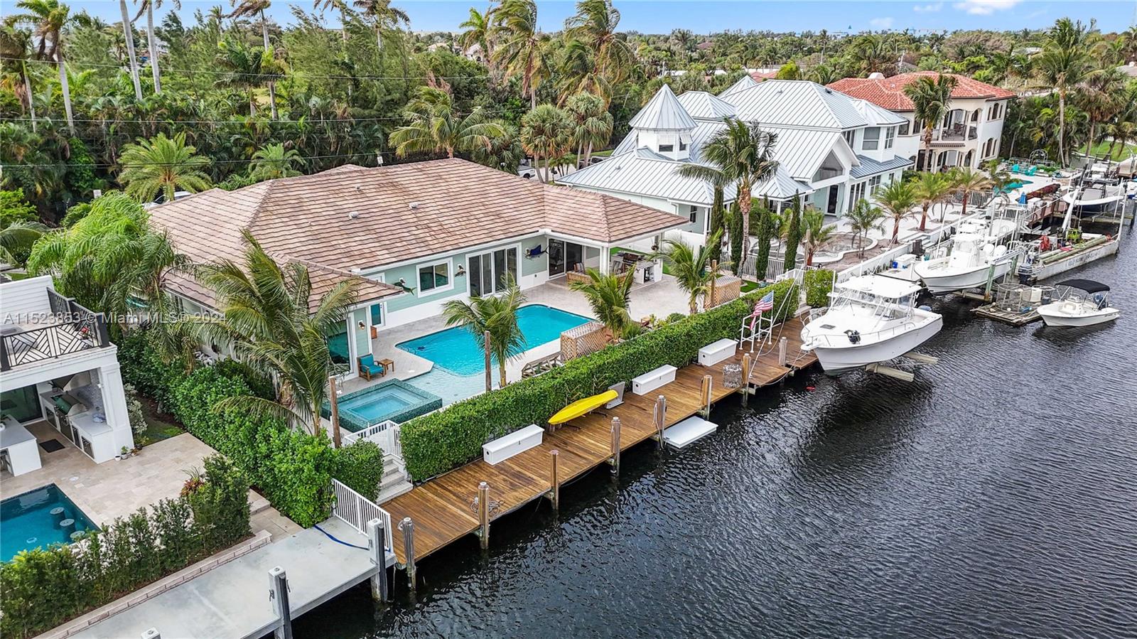 2333 24th St, Lighthouse Point, FL, 33064 United States, 3 Bedrooms Bedrooms, ,4 BathroomsBathrooms,Residential,For Sale,24th St,A11523853