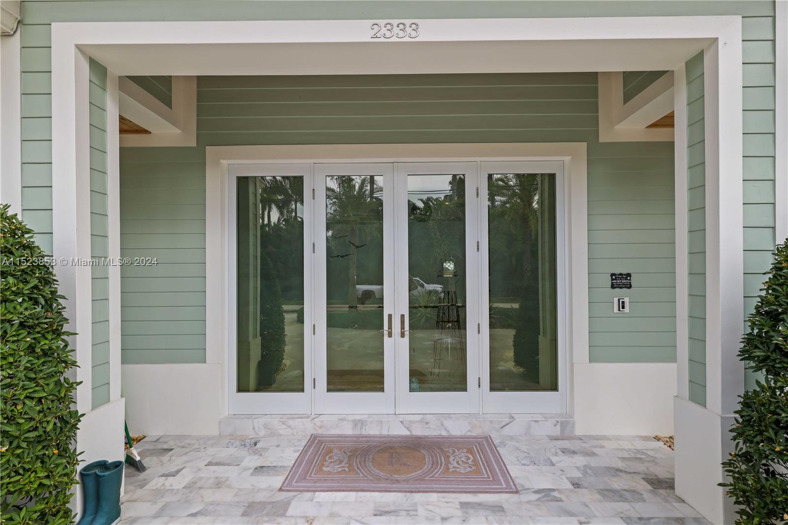 2333 24th St, Lighthouse Point, FL, 33064 United States, 3 Bedrooms Bedrooms, ,4 BathroomsBathrooms,Residential,For Sale,24th St,A11523853