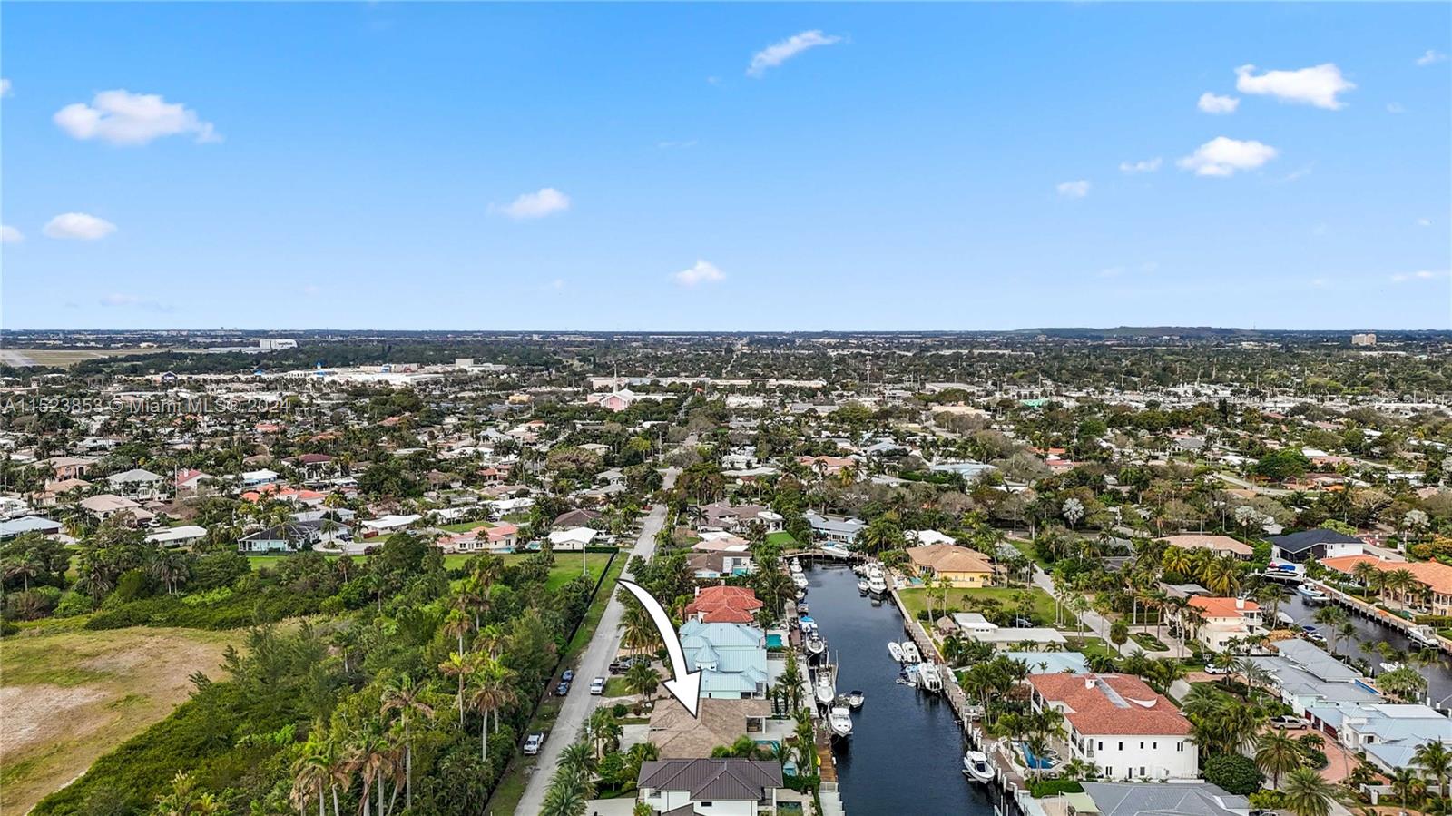 2333 24th St, Lighthouse Point, FL, 33064 United States, 3 Bedrooms Bedrooms, ,4 BathroomsBathrooms,Residential,For Sale,24th St,A11523853