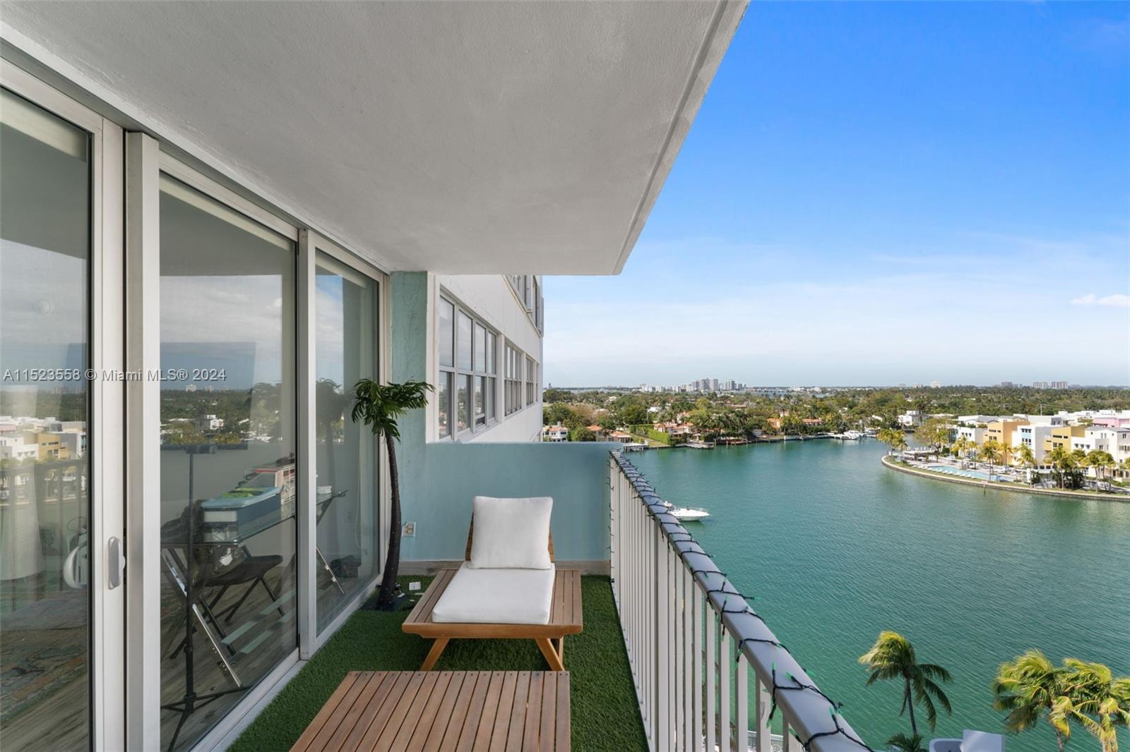 5838 Collins Ave 9E, Miami Beach, Florida 33140, 1 Bedroom Bedrooms, ,1 BathroomBathrooms,Residential,For Sale,5838 Collins Ave 9E,A11523558