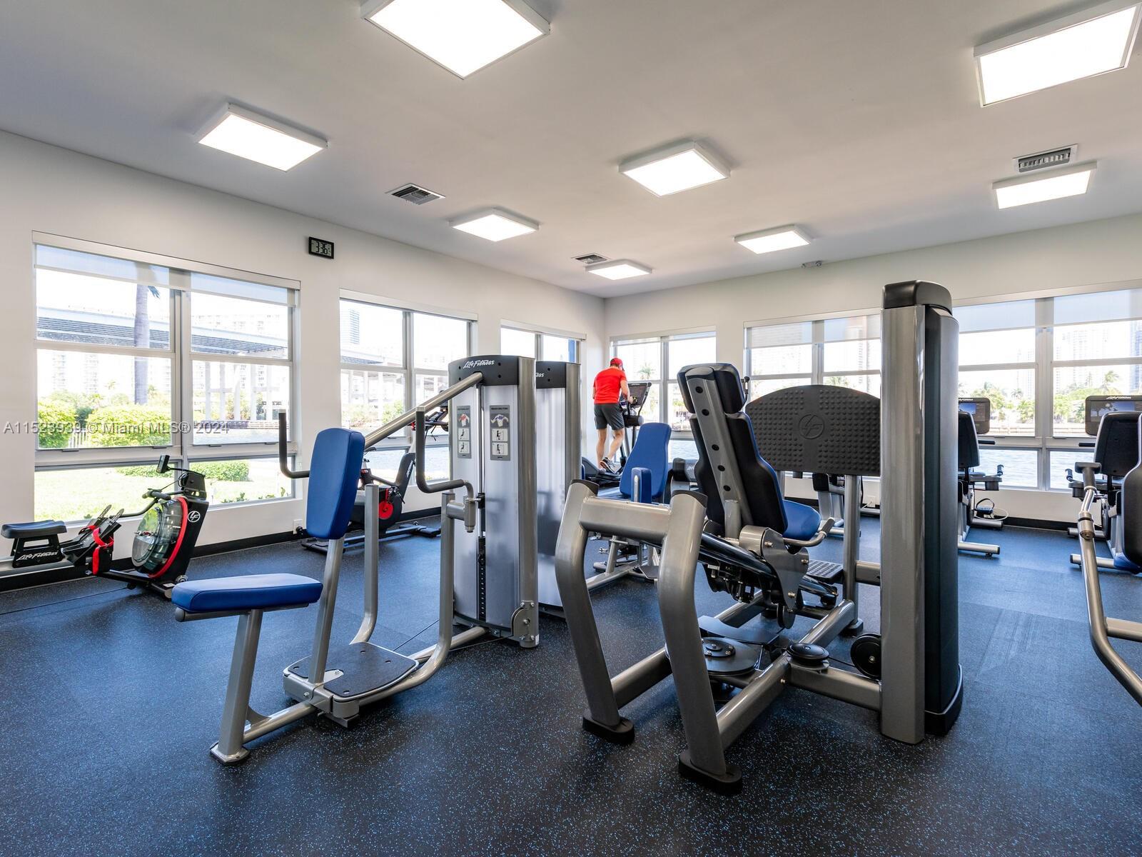 19195 NE 36th Ct 1901, Aventura, Florida 33180, 2 Bedrooms Bedrooms, ,2 BathroomsBathrooms,Residential,For Sale,19195 NE 36th Ct 1901,A11523939