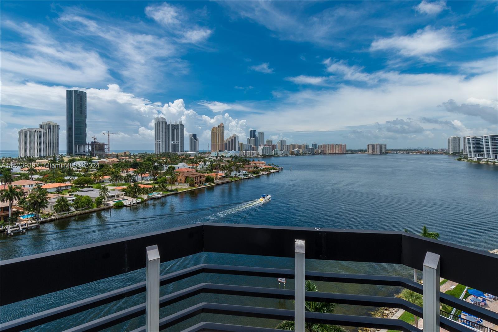 19195 NE 36th Ct 1901, Aventura, Florida 33180, 2 Bedrooms Bedrooms, ,2 BathroomsBathrooms,Residential,For Sale,19195 NE 36th Ct 1901,A11523939