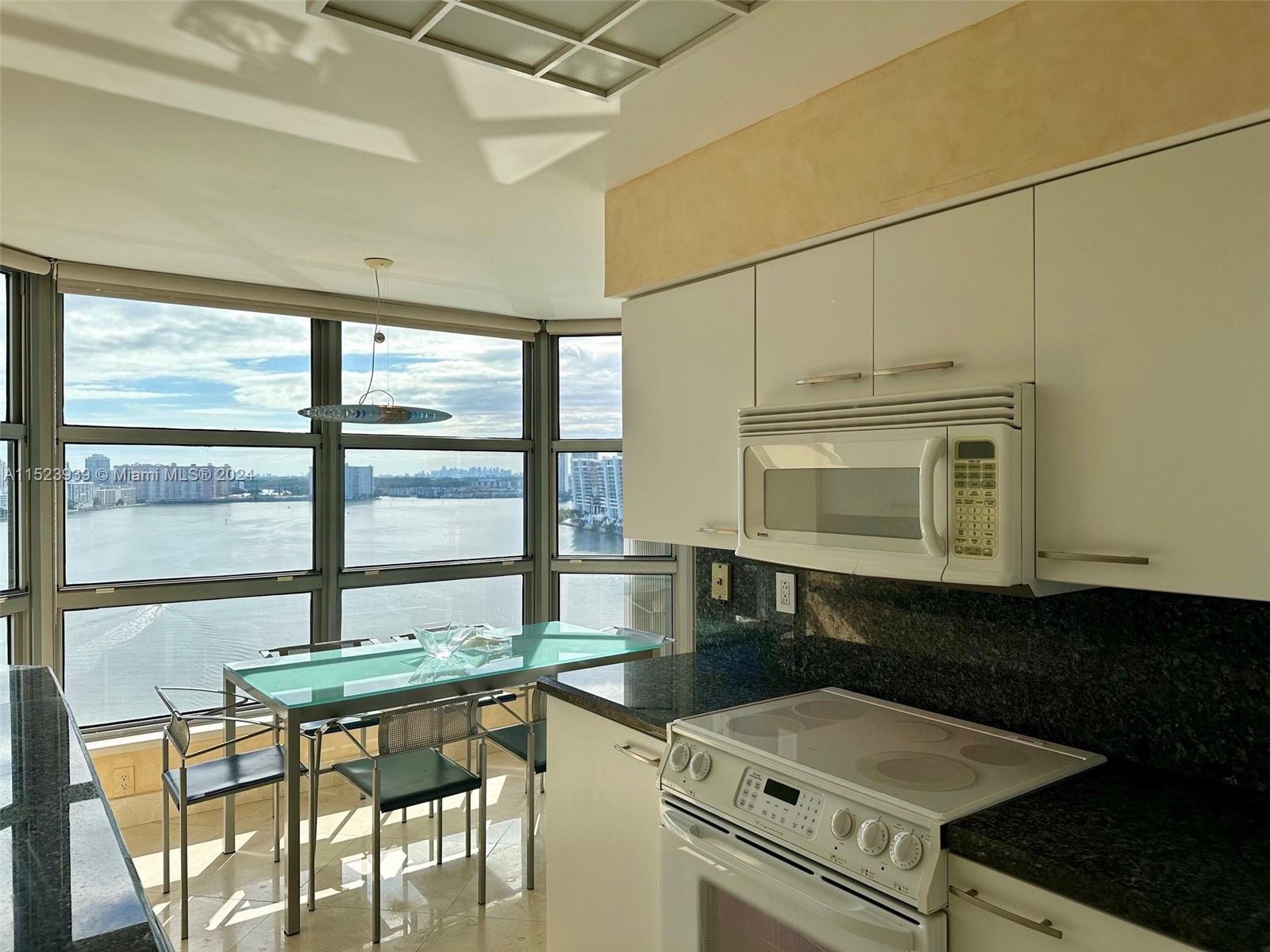 19195 NE 36th Ct 1901, Aventura, Florida 33180, 2 Bedrooms Bedrooms, ,2 BathroomsBathrooms,Residential,For Sale,19195 NE 36th Ct 1901,A11523939