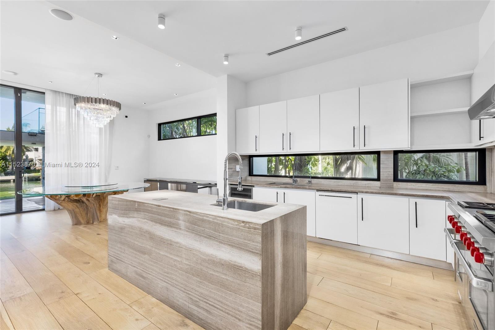 3300 Chase Ave, Miami Beach, FL, 33140 United States, 5 Bedrooms Bedrooms, ,5 BathroomsBathrooms,Residential,For Sale,Chase Ave,A11523870