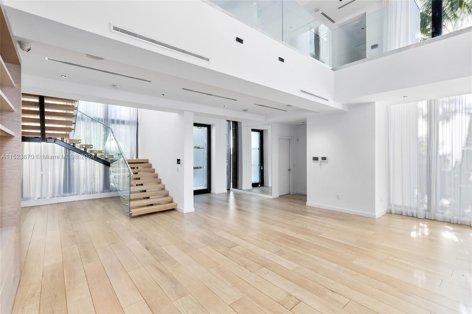 3300 Chase Ave, Miami Beach, FL, 33140 United States, 5 Bedrooms Bedrooms, ,5 BathroomsBathrooms,Residential,For Sale,Chase Ave,A11523870