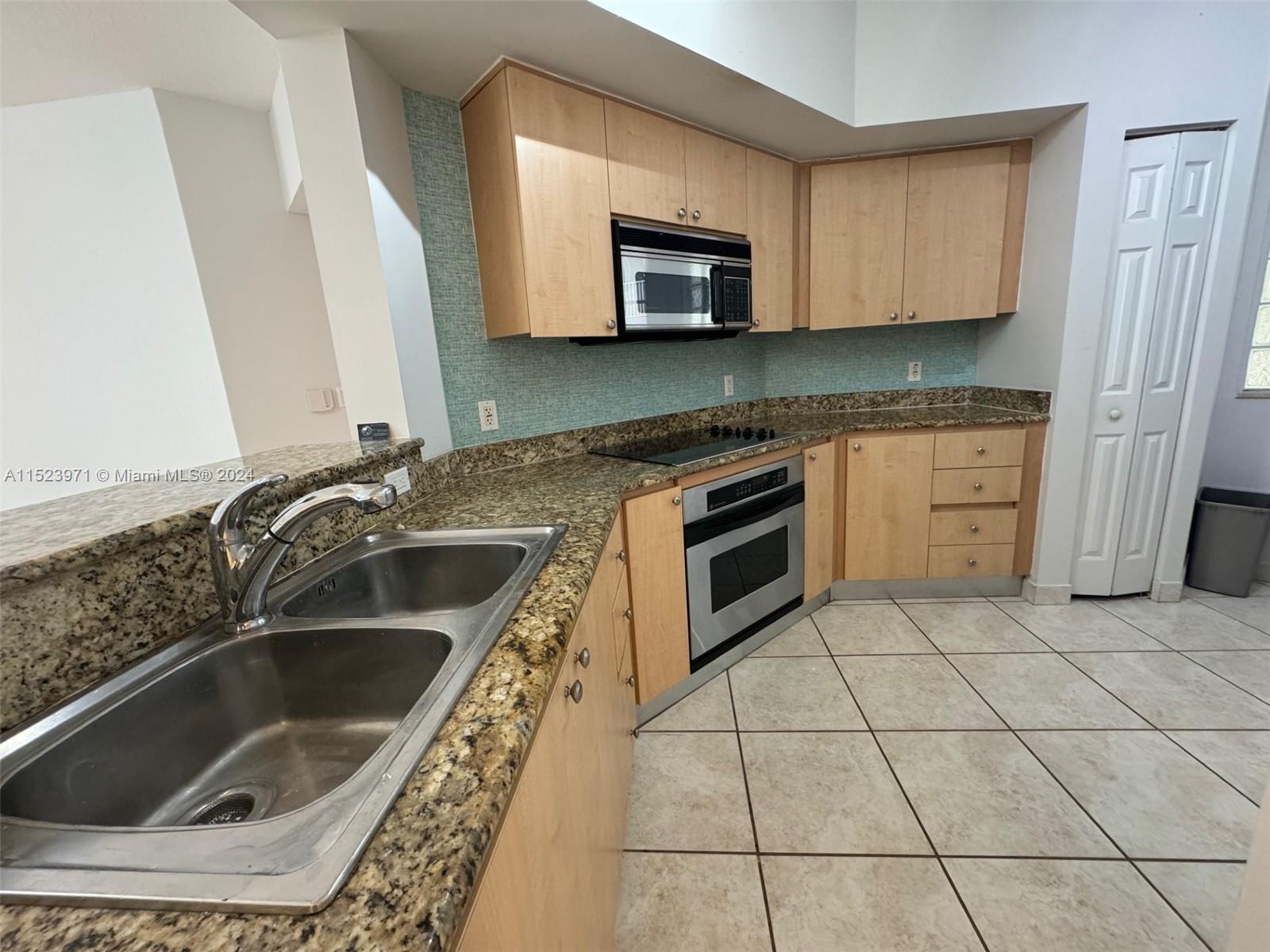 145 Jefferson Ave 417, Miami Beach, Florida 33139, 2 Bedrooms Bedrooms, ,2 BathroomsBathrooms,Residential,For Sale,145 Jefferson Ave 417,A11523971