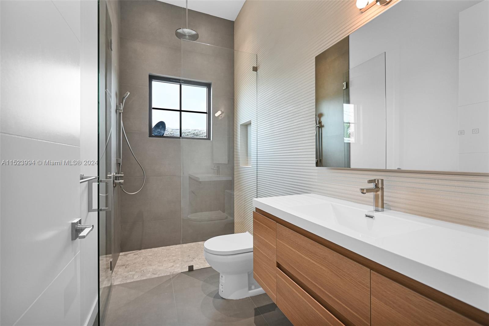 9264 Dickens Ave, Surfside, FL, 33154 United States, 6 Bedrooms Bedrooms, ,4 BathroomsBathrooms,Residential,For Sale,Dickens Ave,A11523994