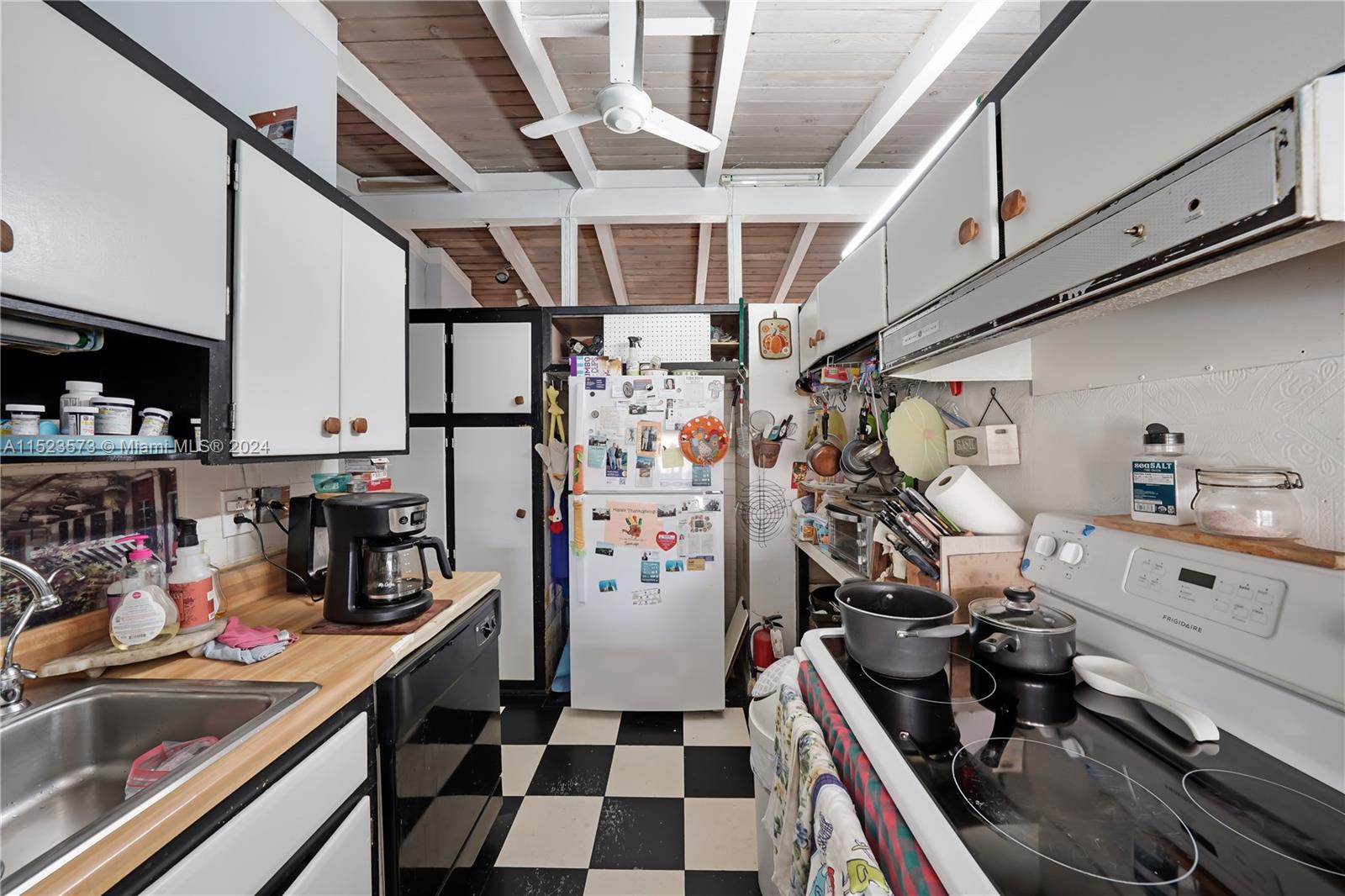 2857 13th Ct, Fort Lauderdale, FL, 33312 United States, 4 Bedrooms Bedrooms, ,2 BathroomsBathrooms,Residential,For Sale,13th Ct,A11523573