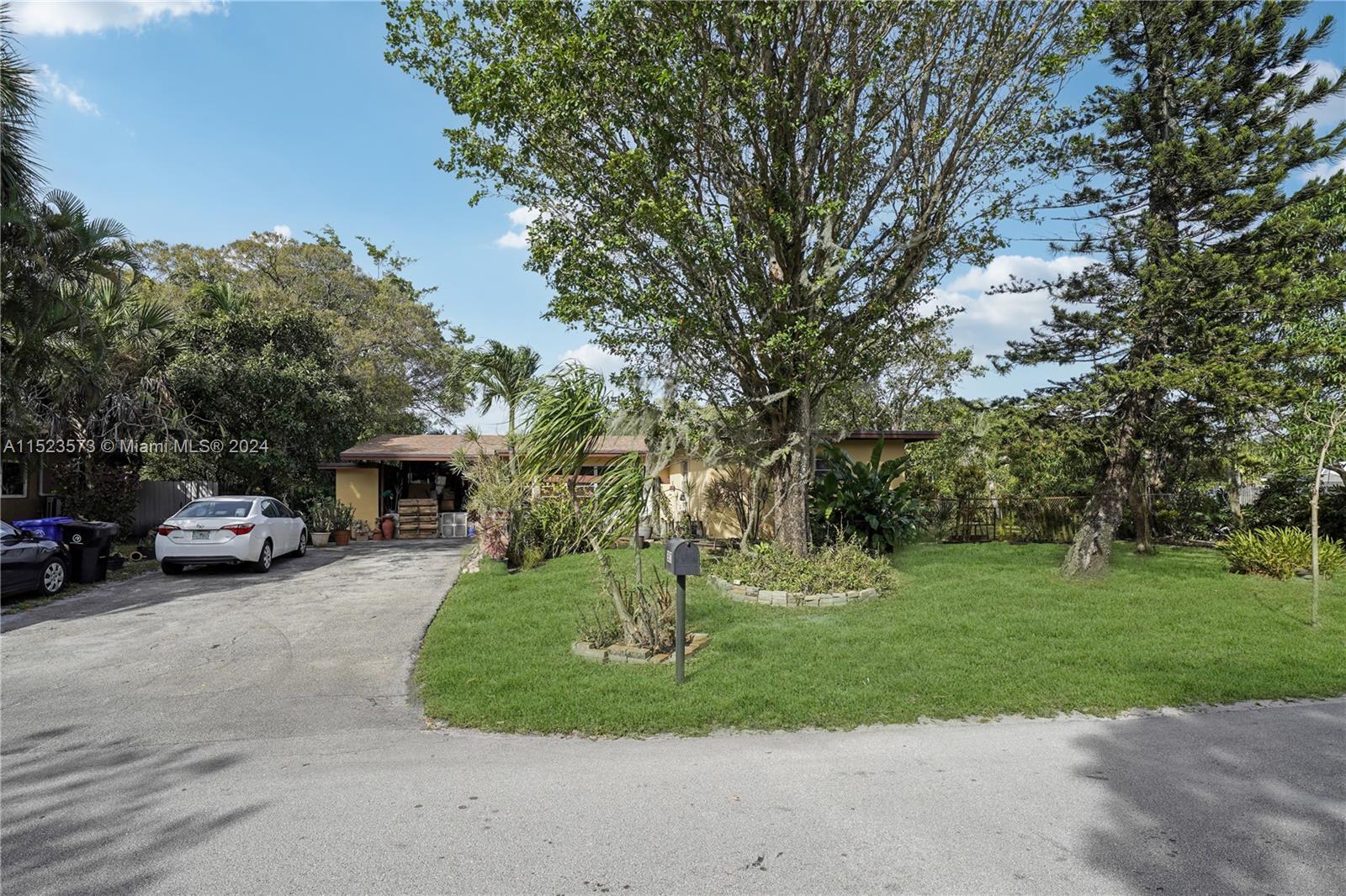 2857 13th Ct, Fort Lauderdale, FL, 33312 United States, 4 Bedrooms Bedrooms, ,2 BathroomsBathrooms,Residential,For Sale,13th Ct,A11523573