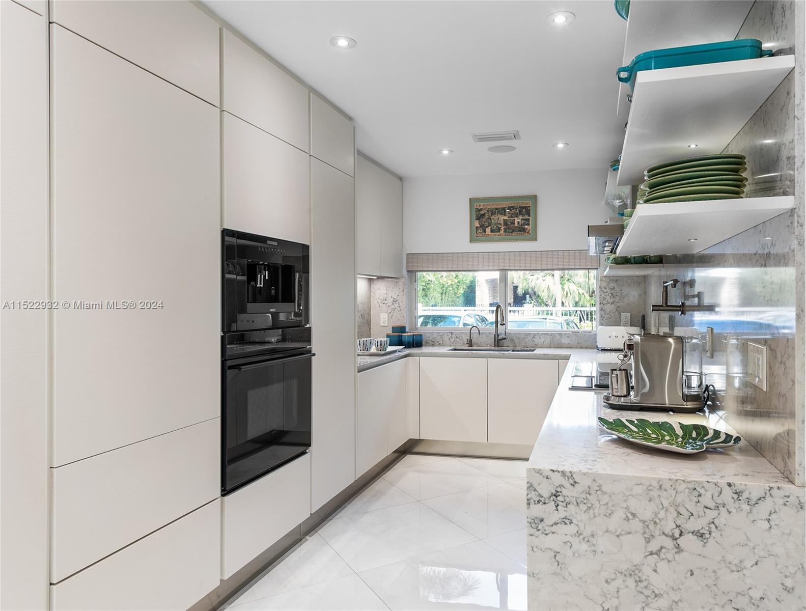 2550 Flamingo Dr, Miami Beach, FL, 33140 United States, 4 Bedrooms Bedrooms, ,4 BathroomsBathrooms,Residential,For Sale,Flamingo Dr,A11522932