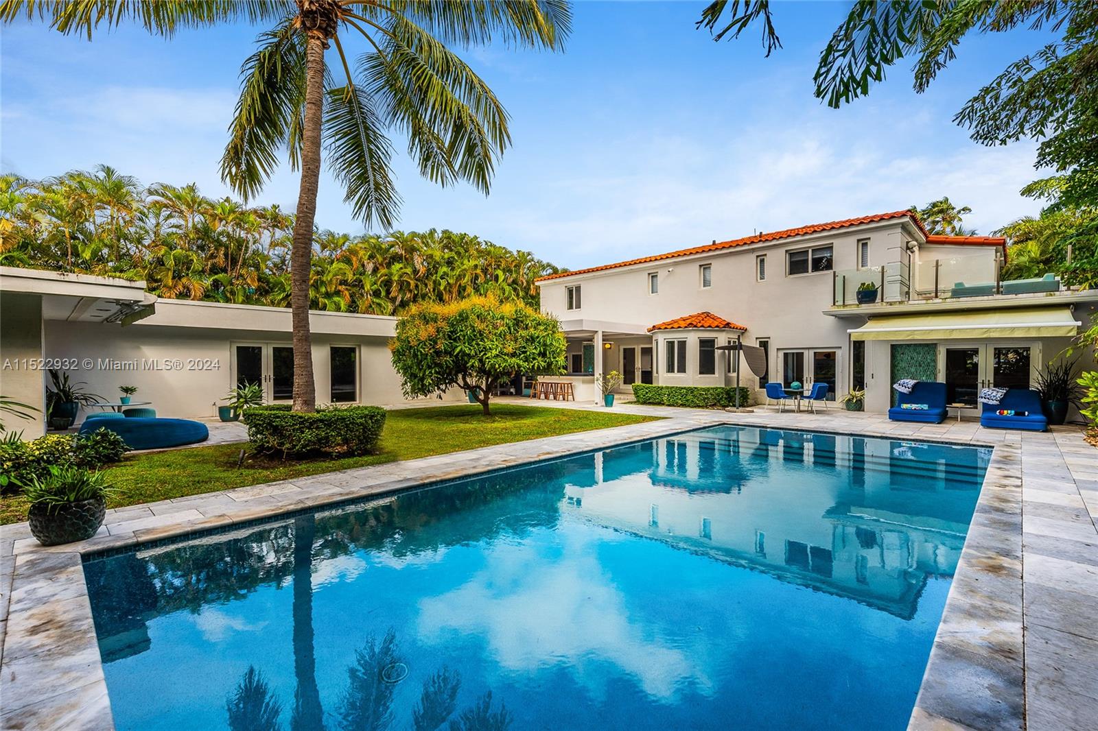 2550 Flamingo Dr, Miami Beach, Florida 33140, 4 Bedrooms Bedrooms, ,4 BathroomsBathrooms,Residential,For Sale,2550 Flamingo Dr,A11522932