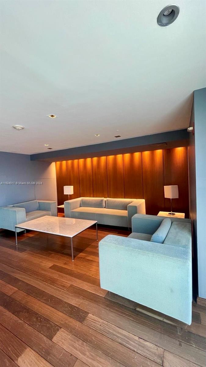 325 S Biscayne Blvd 3118, Miami, Florida 33131, 1 Bedroom Bedrooms, ,1 BathroomBathrooms,Residential,For Sale,325 S Biscayne Blvd 3118,A11524017