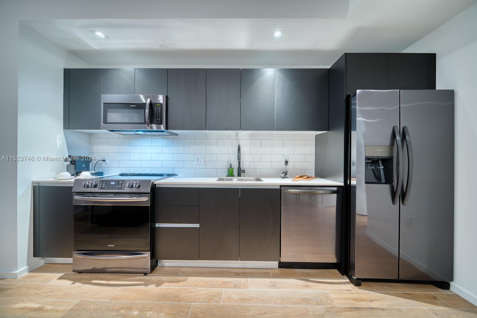 398 NE 5th St 4415, Miami, Florida 33132, 1 Bedroom Bedrooms, ,1 BathroomBathrooms,Residential,For Sale,398 NE 5th St 4415,A11523746