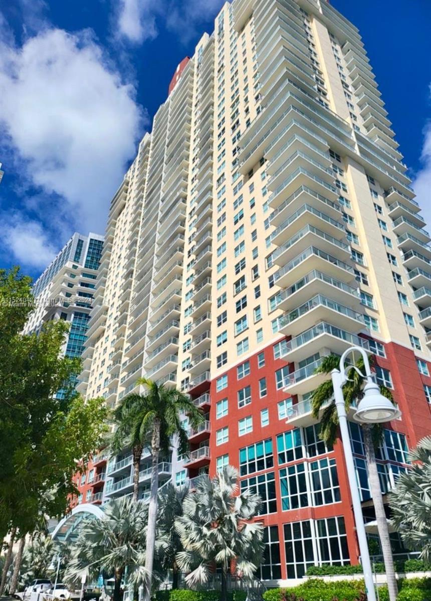1155  Brickell Bay Dr #807 For Sale A11524042, FL