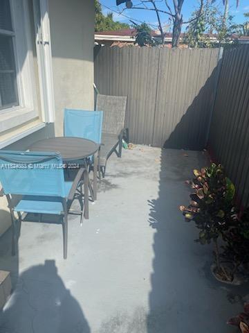 901 NE 163rd St Side, North Miami Beach, Florida 33162, 1 Bedroom Bedrooms, ,1 BathroomBathrooms,Residentiallease,For Rent,901 NE 163rd St Side,A11524083