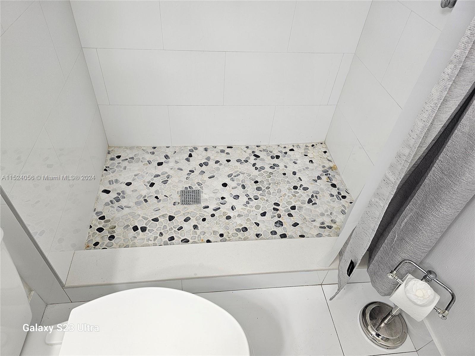 20400 Country Club Dr, Aventura, FL, 33180 United States, 2 Bedrooms Bedrooms, ,2 BathroomsBathrooms,Residential,For Sale,Country Club Dr,A11524056