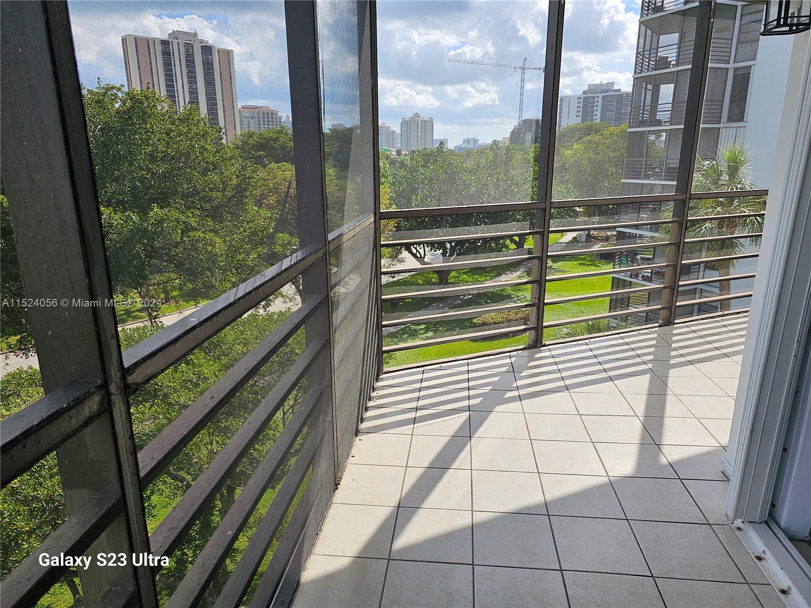 20400 Country Club Dr, Aventura, FL, 33180 United States, 2 Bedrooms Bedrooms, ,2 BathroomsBathrooms,Residential,For Sale,Country Club Dr,A11524056