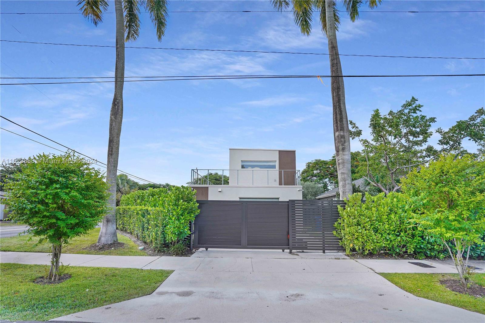 1601 NW 6th Ave  For Sale A11523888, FL
