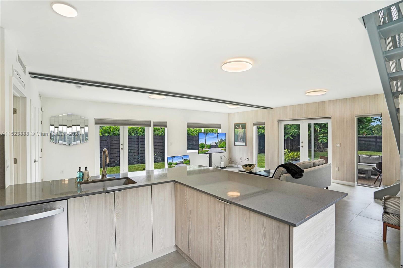 1601 6th Ave, Fort Lauderdale, FL, 33311 United States, 3 Bedrooms Bedrooms, ,3 BathroomsBathrooms,Residential,For Sale,6th Ave,A11523888