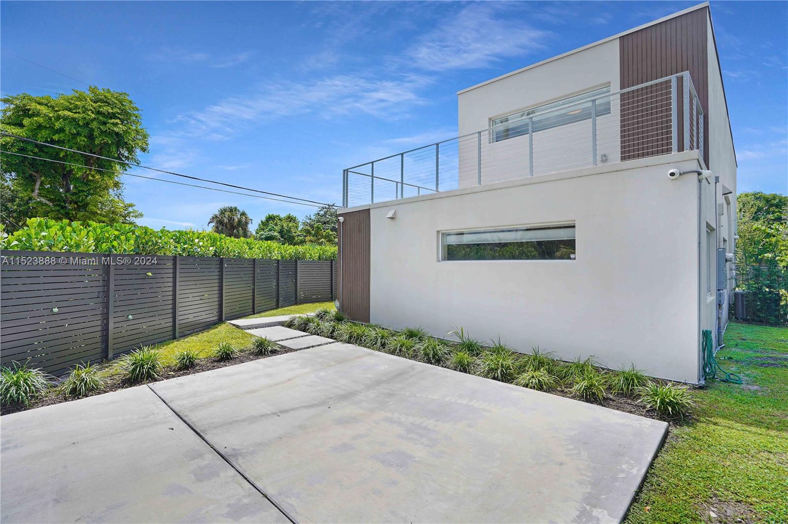 1601 6th Ave, Fort Lauderdale, FL, 33311 United States, 3 Bedrooms Bedrooms, ,3 BathroomsBathrooms,Residential,For Sale,6th Ave,A11523888