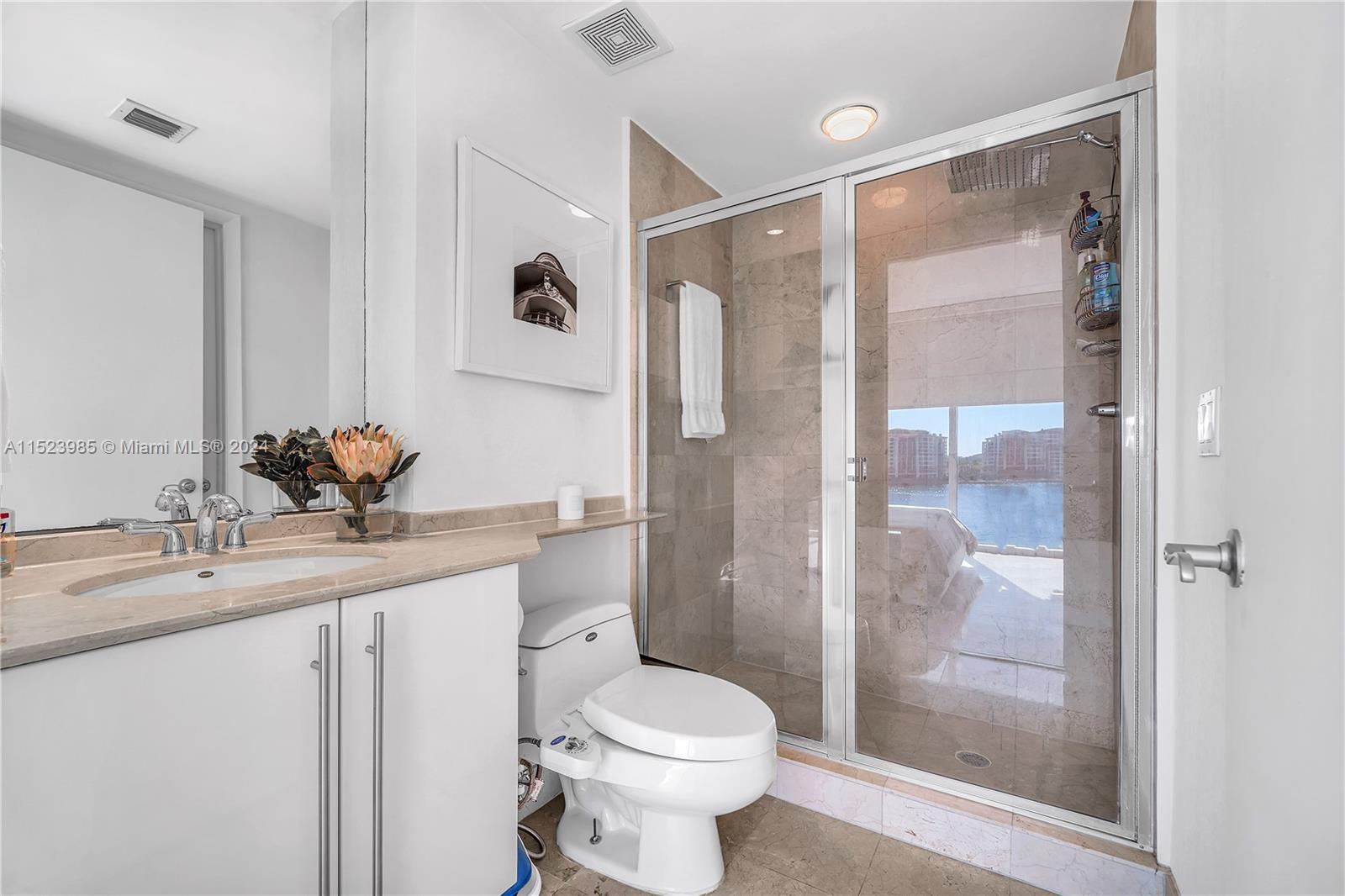 1000 S Pointe Dr 604, Miami Beach, Florida 33139, 3 Bedrooms Bedrooms, ,3 BathroomsBathrooms,Residentiallease,For Rent,1000 S Pointe Dr 604,A11523985