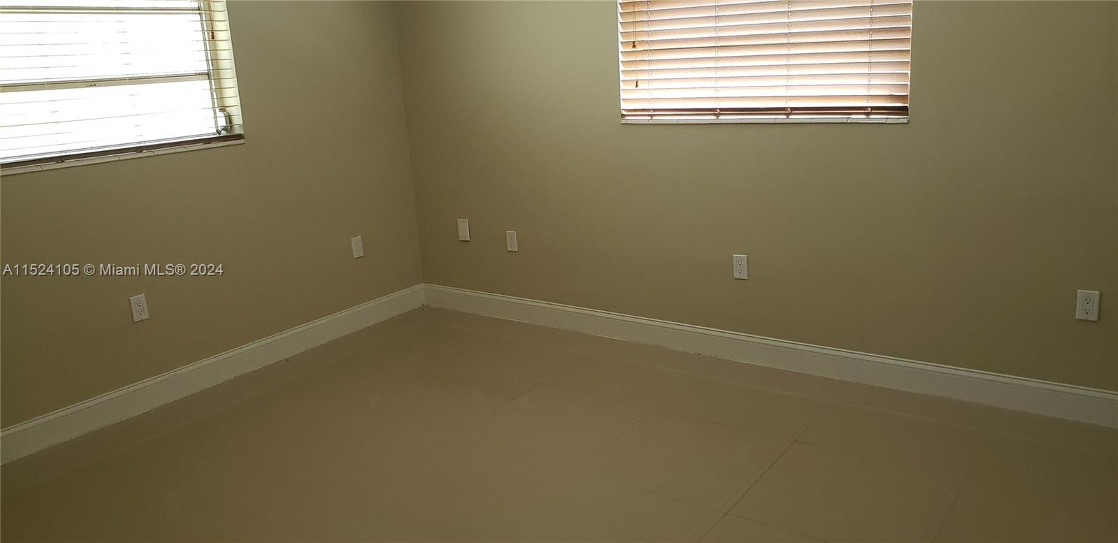 3202 SW 3 St., Miami, Florida 33135, 3 Bedrooms Bedrooms, 1 Room Rooms,2 BathroomsBathrooms,Residential,For Sale,3202 SW 3 St.,A11524105