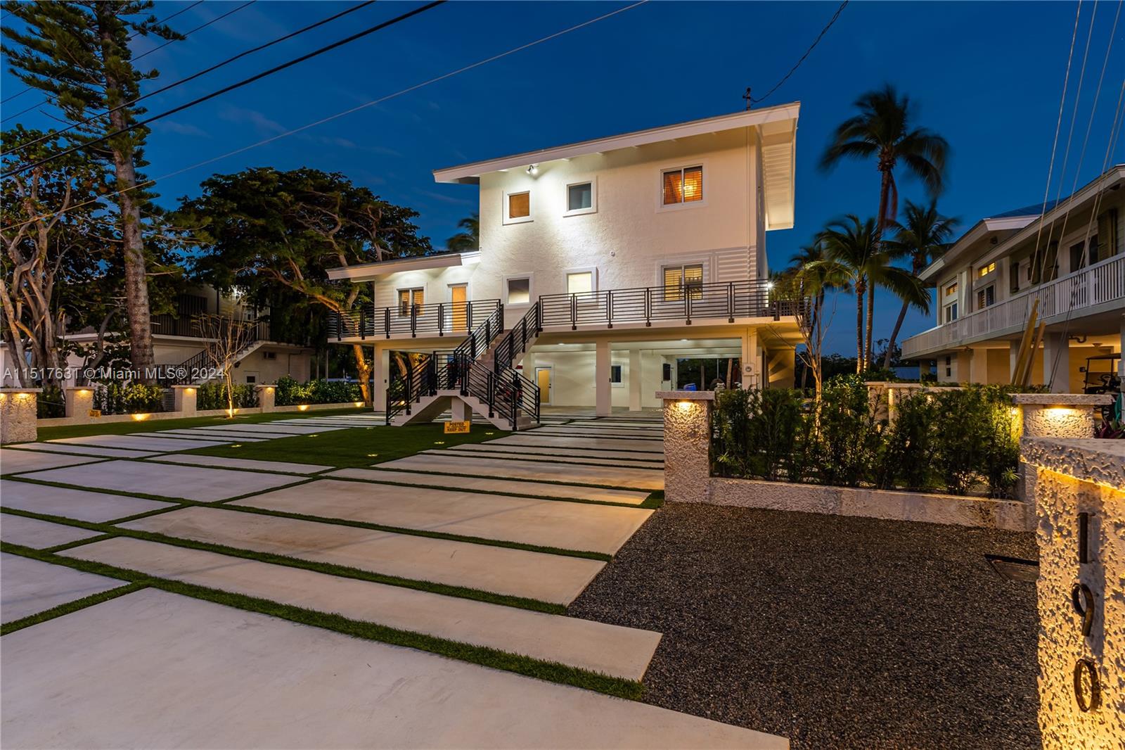 190 Biscayne Blvd, Islamorada, FL, 33036 United States, 3 Bedrooms Bedrooms, ,2 BathroomsBathrooms,Residential,For Sale,Biscayne Blvd,A11517631