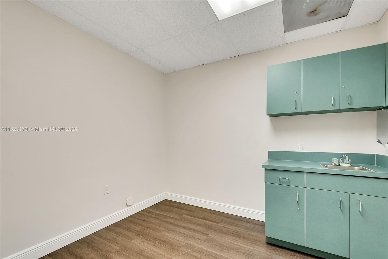 patient restroom