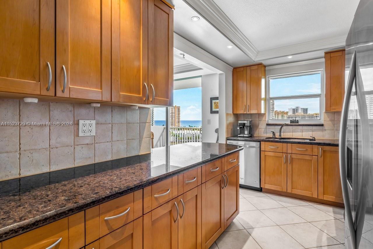 137 Golden Isles Dr 1105, Hallandale Beach, Florida 33009, 2 Bedrooms Bedrooms, ,2 BathroomsBathrooms,Residential,For Sale,137 Golden Isles Dr 1105,A11523729