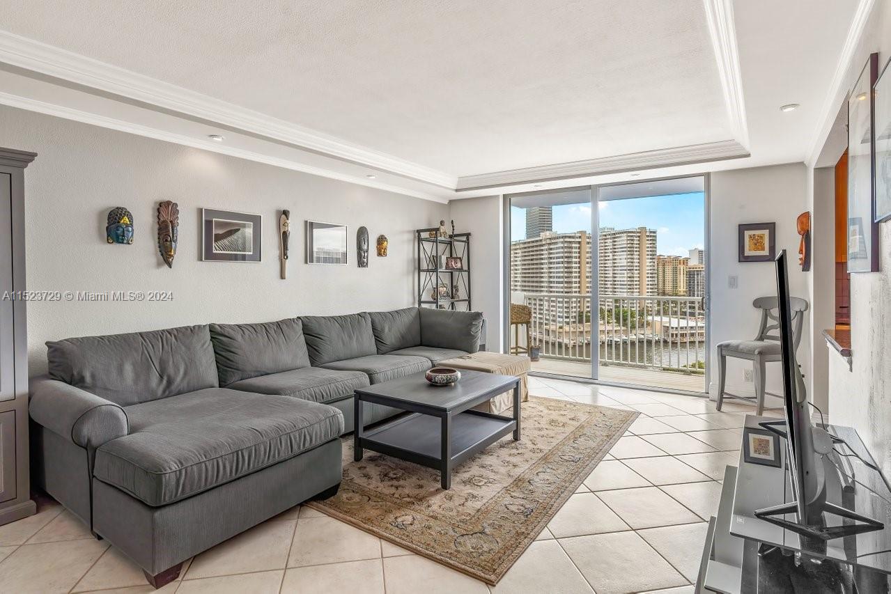 137 Golden Isles Dr 1105, Hallandale Beach, Florida 33009, 2 Bedrooms Bedrooms, ,2 BathroomsBathrooms,Residential,For Sale,137 Golden Isles Dr 1105,A11523729