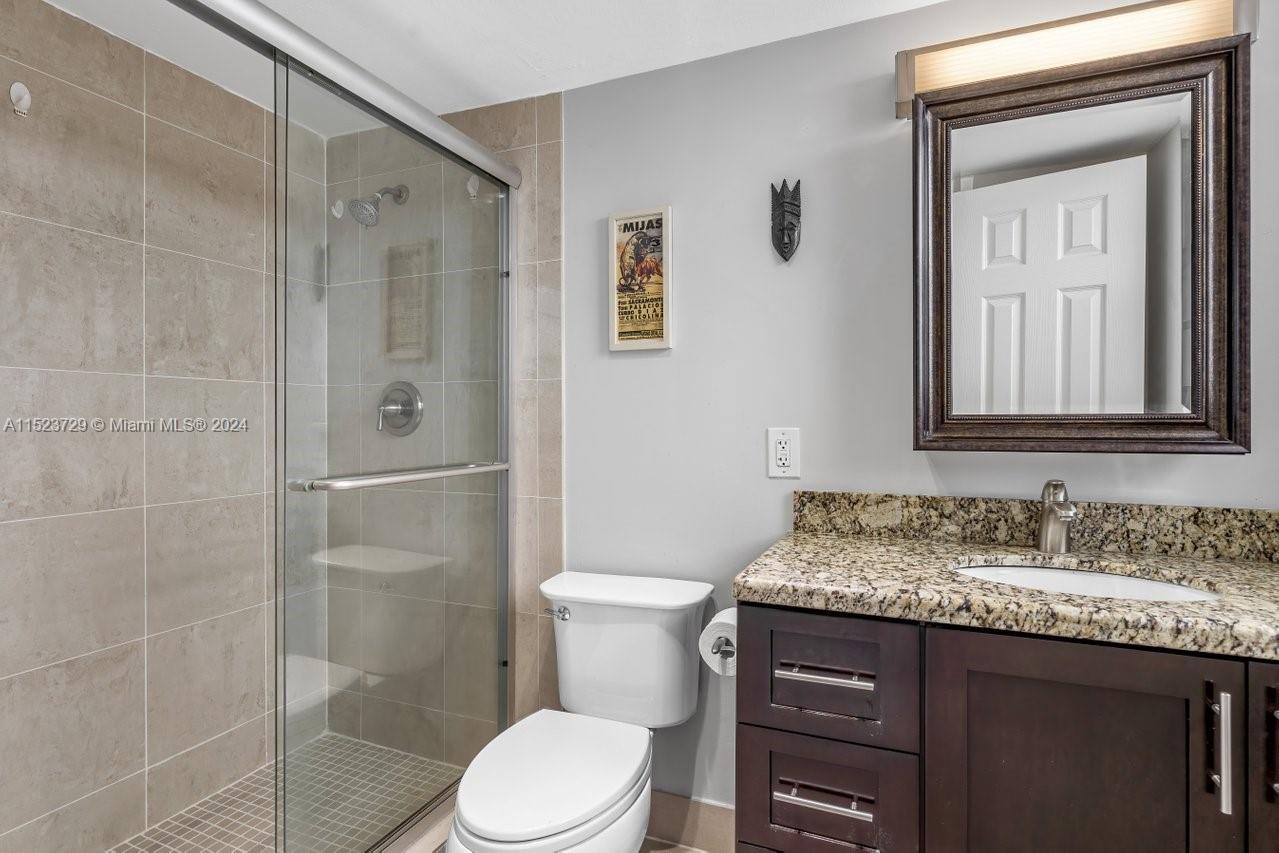 137 Golden Isles Dr 1105, Hallandale Beach, Florida 33009, 2 Bedrooms Bedrooms, ,2 BathroomsBathrooms,Residential,For Sale,137 Golden Isles Dr 1105,A11523729