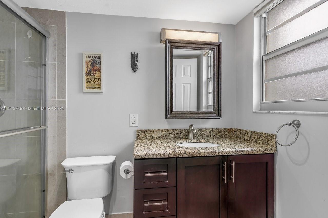 137 Golden Isles Dr 1105, Hallandale Beach, Florida 33009, 2 Bedrooms Bedrooms, ,2 BathroomsBathrooms,Residential,For Sale,137 Golden Isles Dr 1105,A11523729