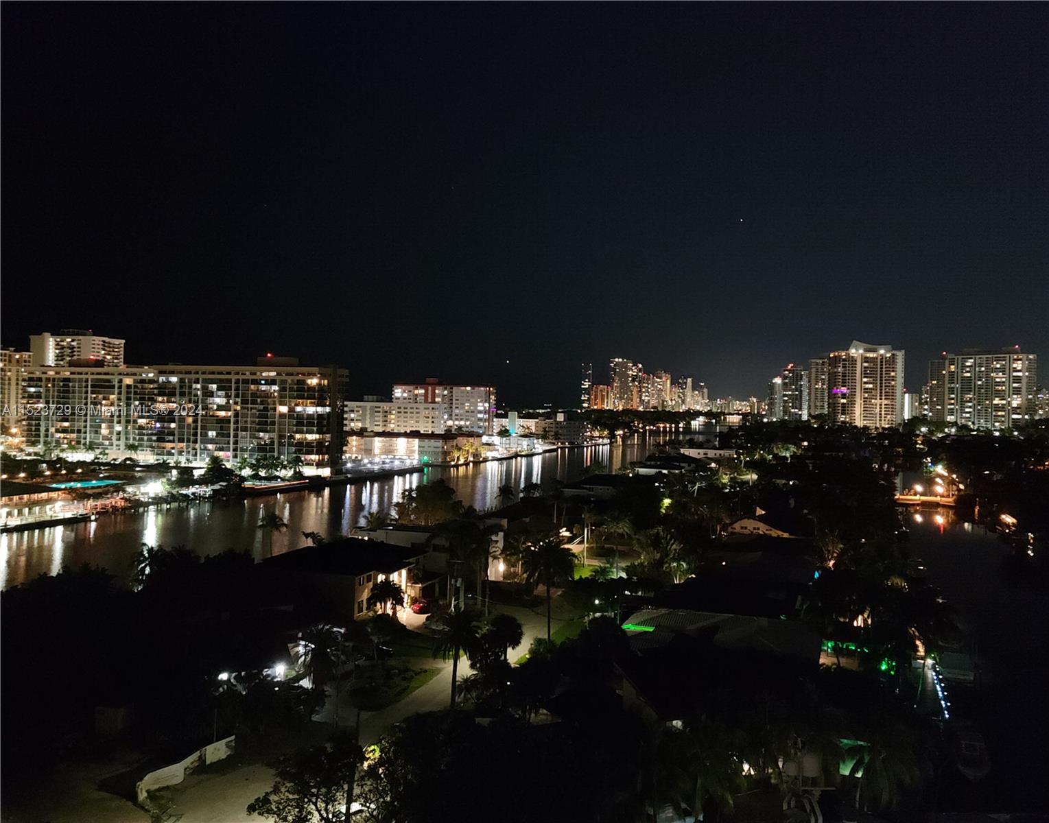 137 Golden Isles Dr 1105, Hallandale Beach, Florida 33009, 2 Bedrooms Bedrooms, ,2 BathroomsBathrooms,Residential,For Sale,137 Golden Isles Dr 1105,A11523729