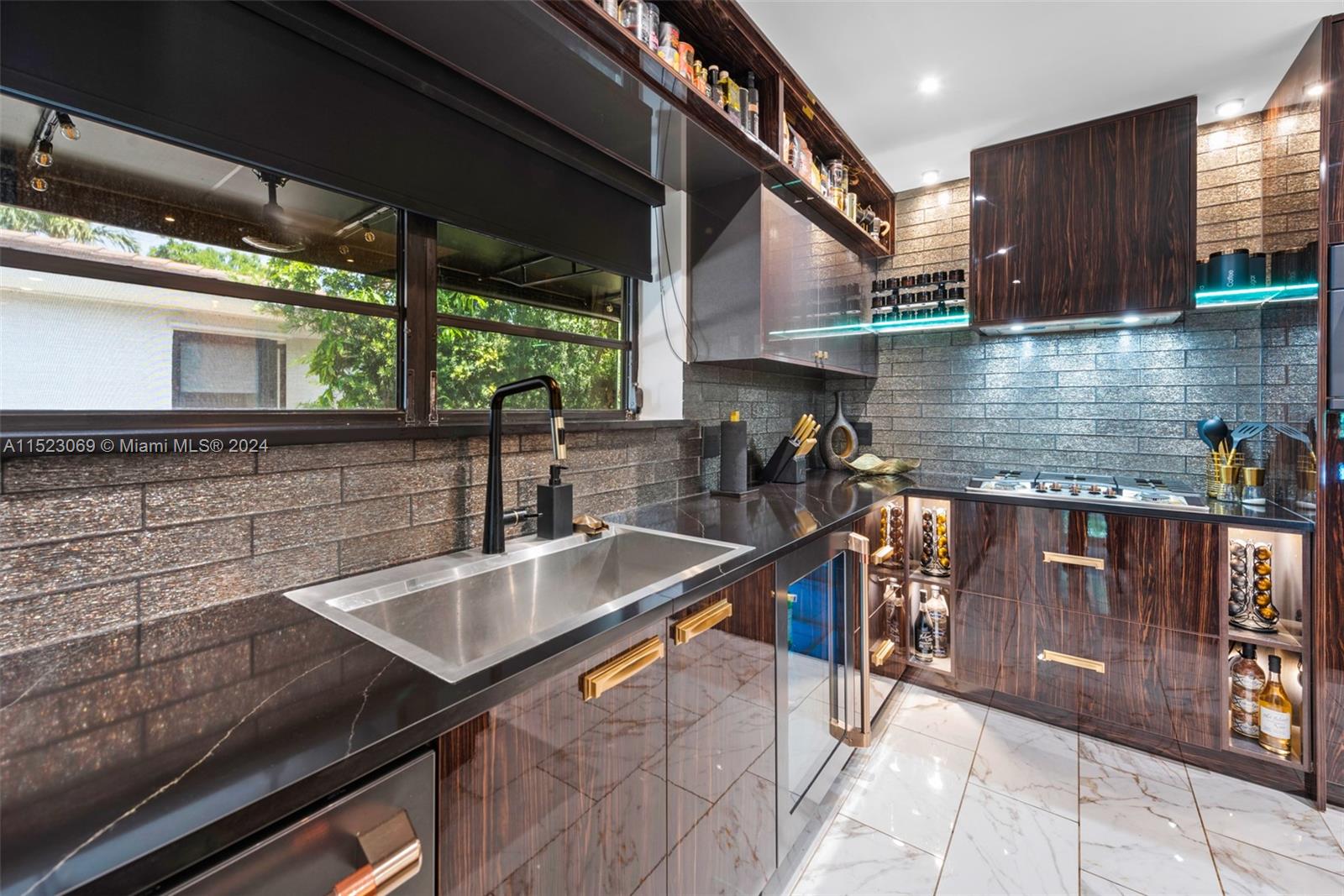 205 Fairway Dr, Miami Beach, Florida 33141, 4 Bedrooms Bedrooms, ,3 BathroomsBathrooms,Residential,For Sale,205 Fairway Dr,A11523069