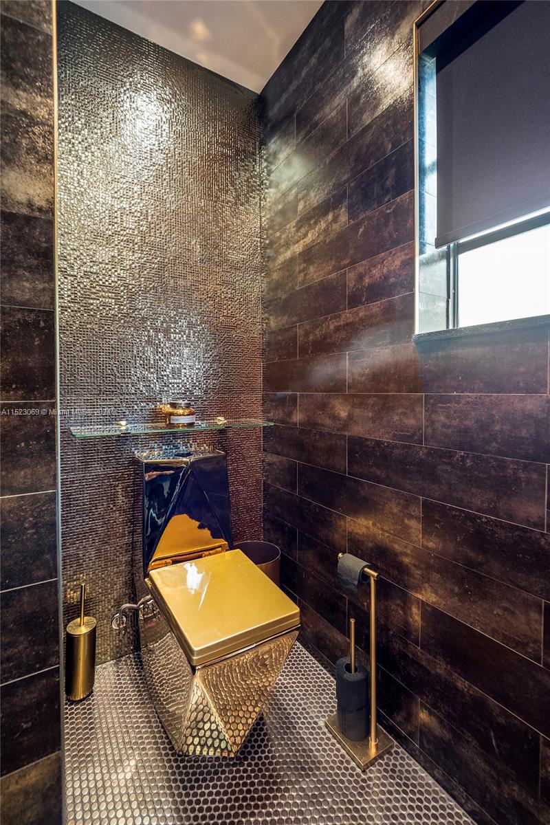 205 Fairway Dr, Miami Beach, Florida 33141, 4 Bedrooms Bedrooms, ,3 BathroomsBathrooms,Residential,For Sale,205 Fairway Dr,A11523069