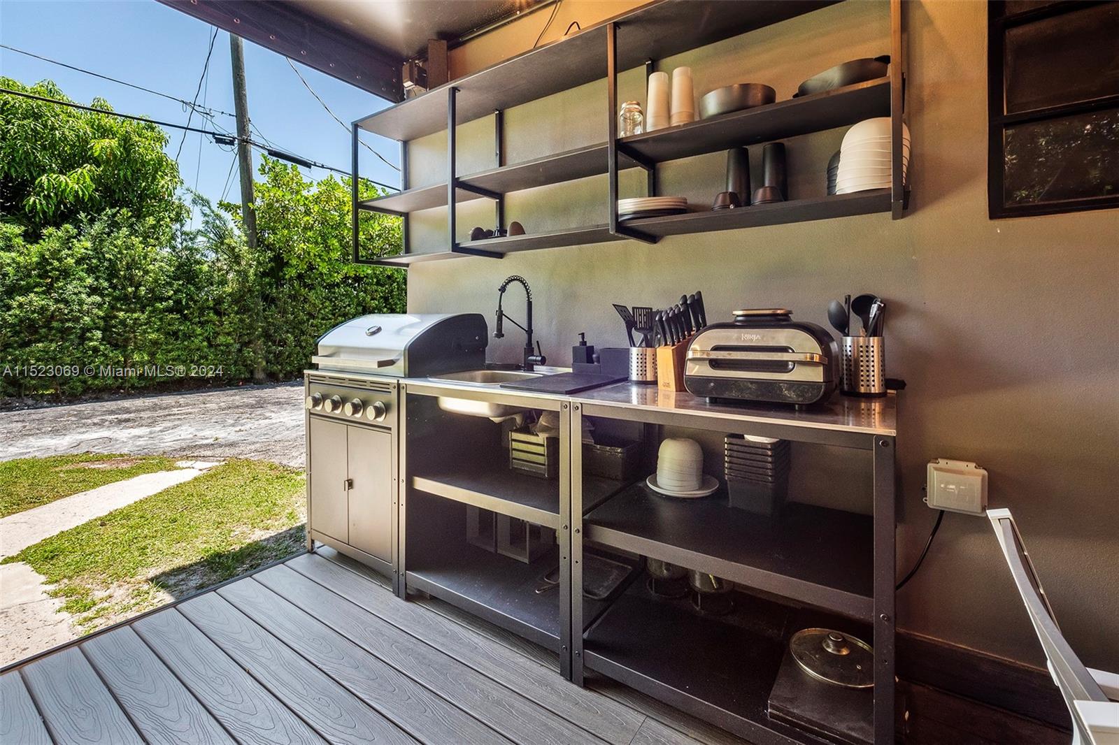 205 Fairway Dr, Miami Beach, Florida 33141, 4 Bedrooms Bedrooms, ,3 BathroomsBathrooms,Residential,For Sale,205 Fairway Dr,A11523069