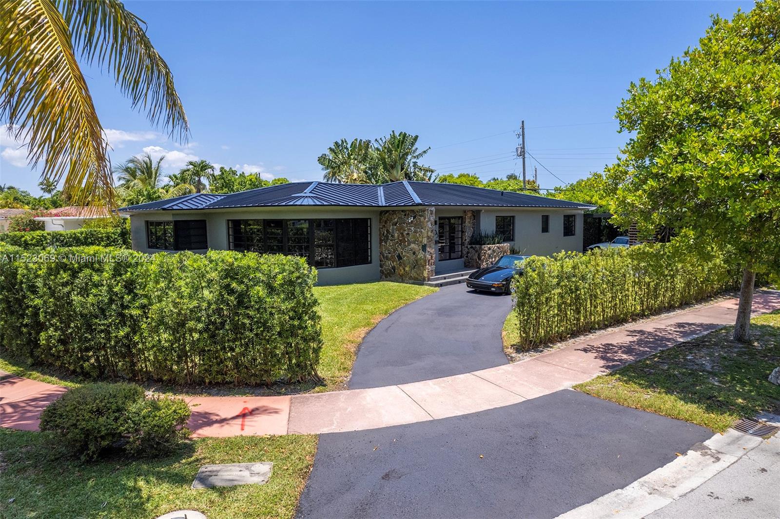 205 Fairway Dr, Miami Beach, Florida 33141, 4 Bedrooms Bedrooms, ,3 BathroomsBathrooms,Residential,For Sale,205 Fairway Dr,A11523069