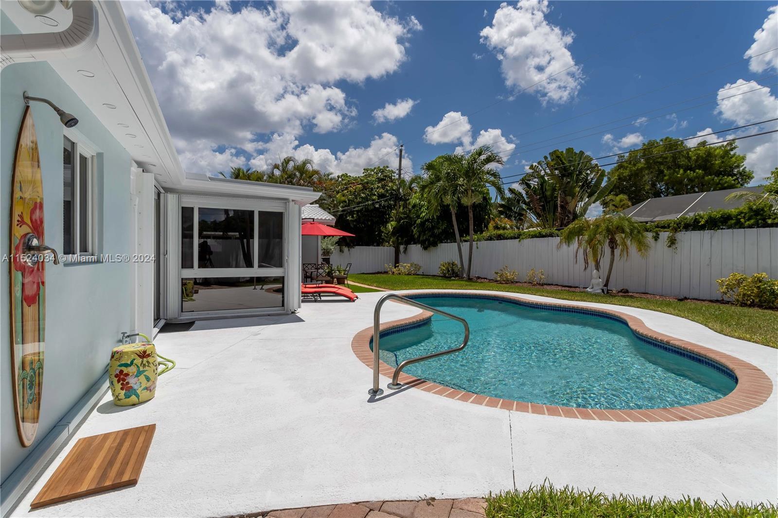 743 SE 9th Ter, Deerfield Beach, Florida 33441, 2 Bedrooms Bedrooms, 1 Room Rooms,2 BathroomsBathrooms,Residential,For Sale,743 SE 9th Ter,A11524034