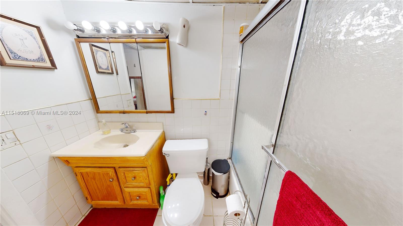 2000 Biarritz Dr 206, Miami Beach, Florida 33141, 2 Bedrooms Bedrooms, ,1 BathroomBathrooms,Residential,For Sale,2000 Biarritz Dr 206,A11518069