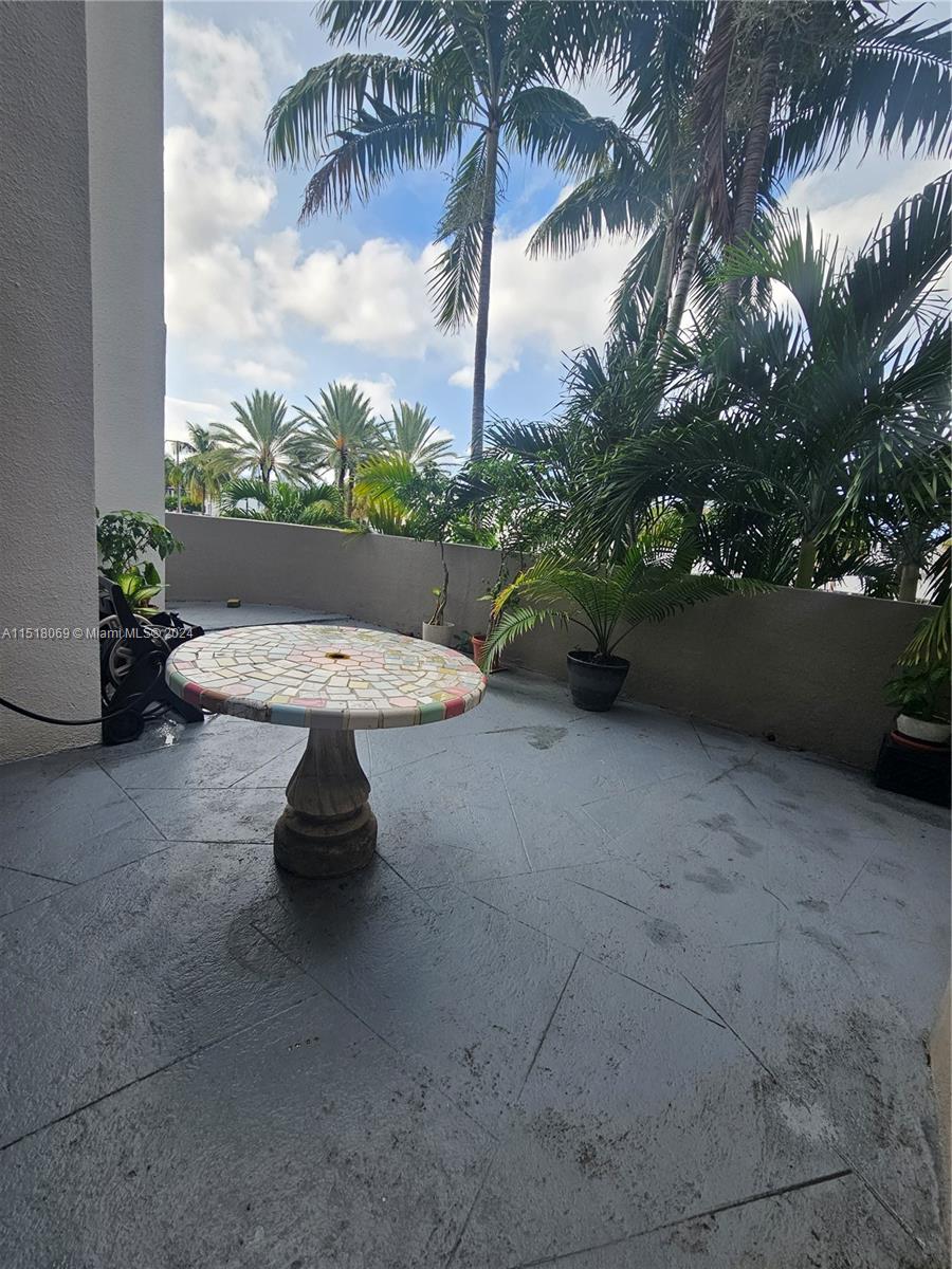 2000 Biarritz Dr 206, Miami Beach, Florida 33141, 2 Bedrooms Bedrooms, ,1 BathroomBathrooms,Residential,For Sale,2000 Biarritz Dr 206,A11518069