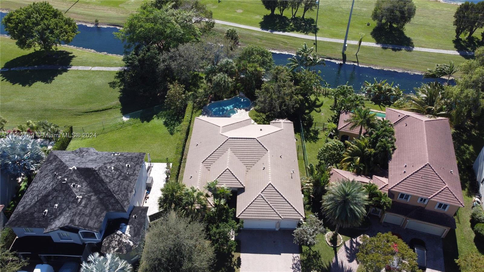 1966 SE 23rd Ct, Homestead, Florida 33035, 4 Bedrooms Bedrooms, 10 Rooms Rooms,3 BathroomsBathrooms,Residential,For Sale,1966 SE 23rd Ct,A11522182