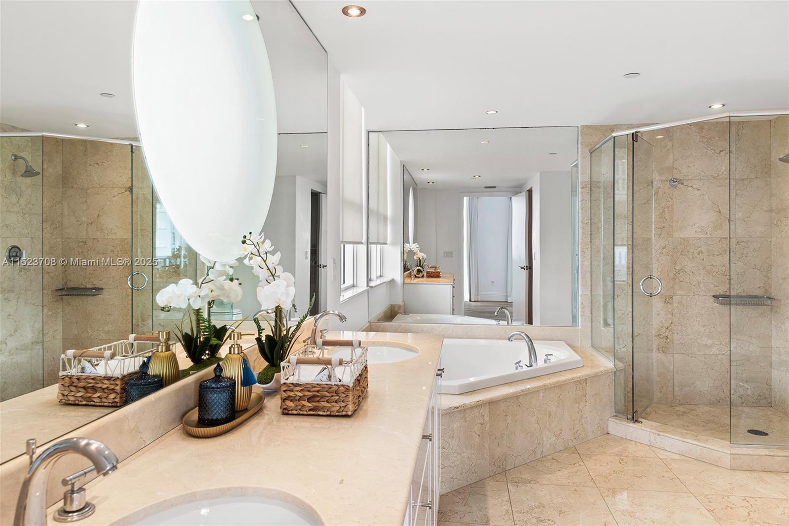 5801 Collins Ave, Miami Beach, FL, 33140 United States, 4 Bedrooms Bedrooms, ,5 BathroomsBathrooms,Residential,For Sale,Collins Ave,A11523708